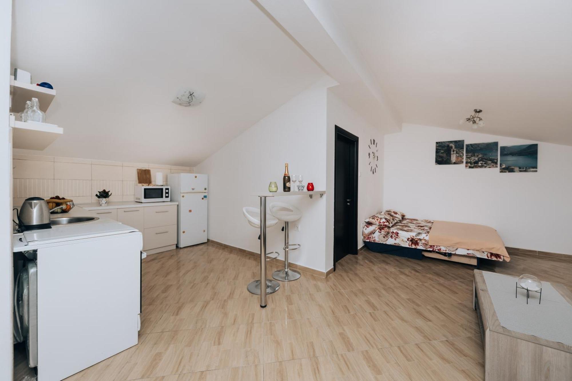 Paradise Bay Apartments Kotor Luaran gambar
