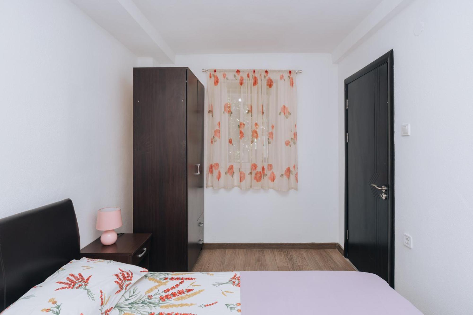 Paradise Bay Apartments Kotor Luaran gambar