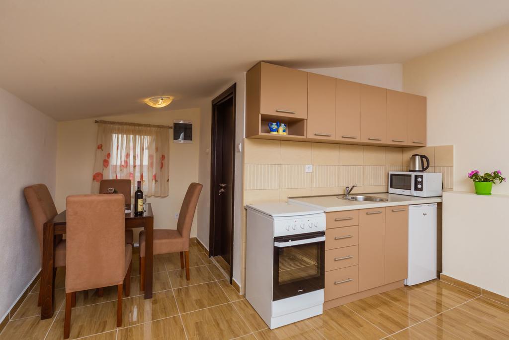 Paradise Bay Apartments Kotor Luaran gambar