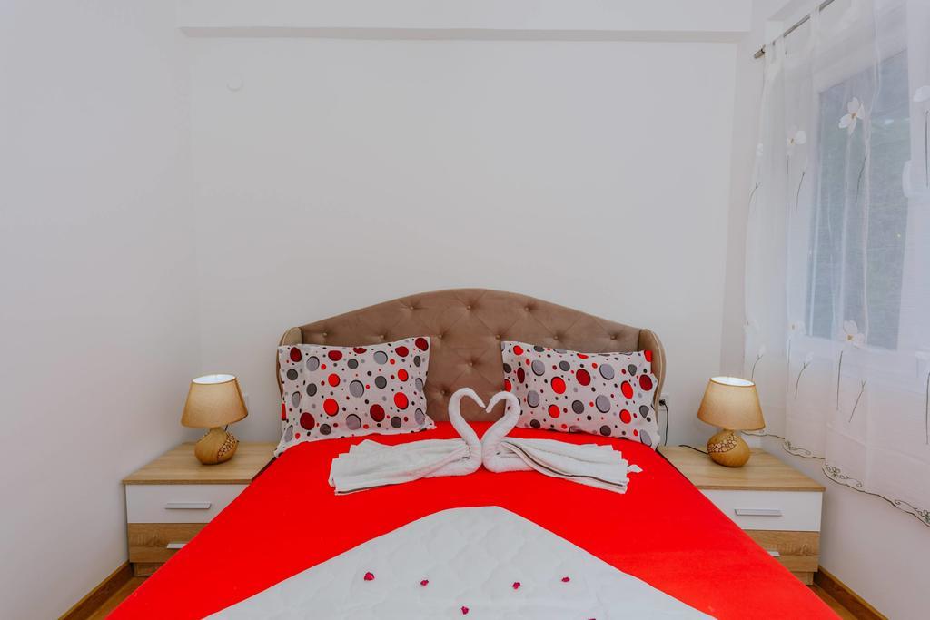 Paradise Bay Apartments Kotor Luaran gambar